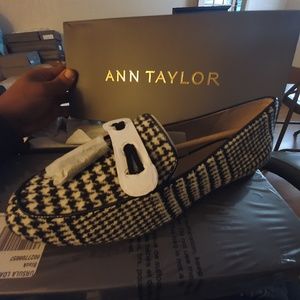 ANN TAYLOR Ursula loafer tassel flats